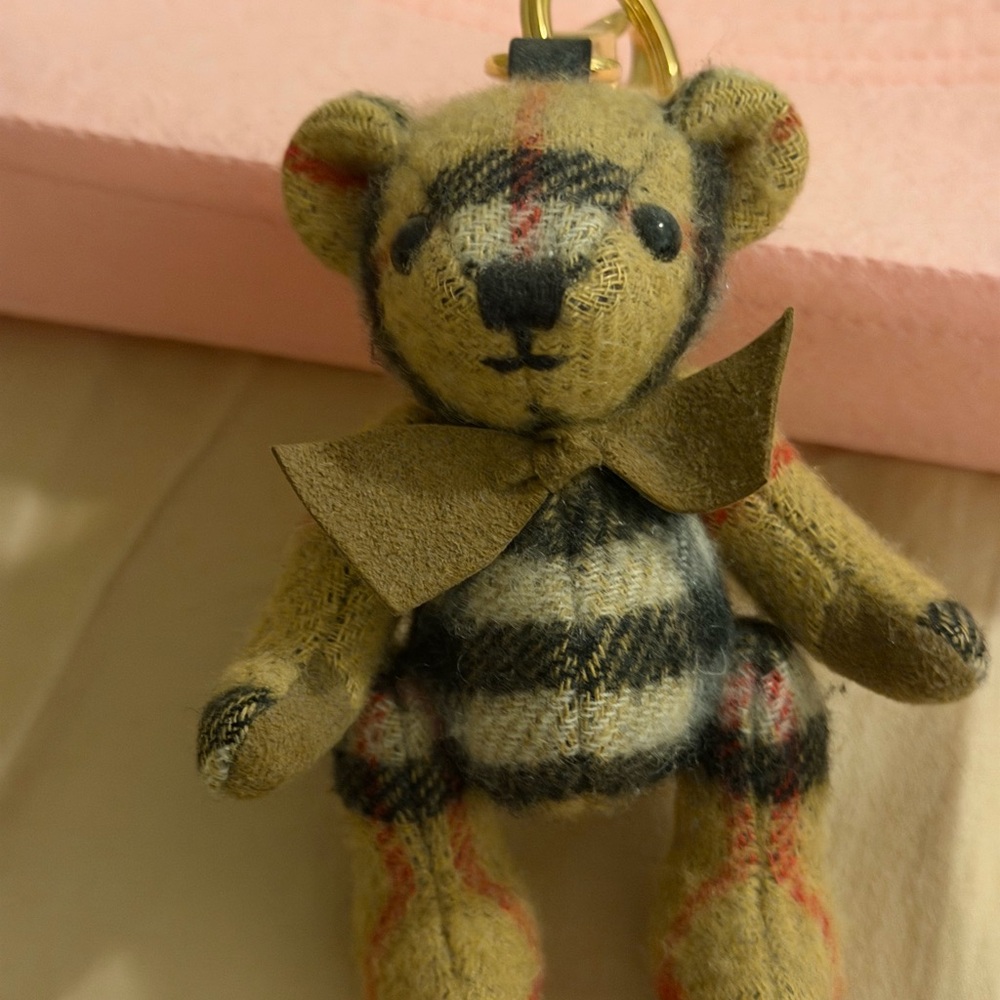 Burberry Thomas keychain